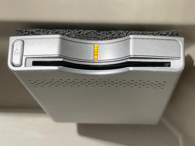 Ｎ－ＢＯＸ Ｇ・ターボＬパッケージ　ターボ　両側電動スライドドア　純正８型ナビ　バックカメラ　シティブレーキアクティブシステム　禁煙車　スマートキー　ＨＩＤヘッド　ＥＴＣ　クルーズコントロール　オートライト　オートエアコン（7枚目）