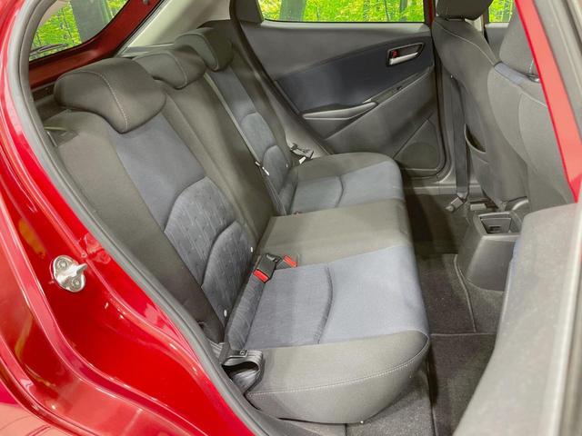 デミオ 13S マツダコネクトナビ バックカメラ スマートシティブレーキサポート 誤発進抑制 Bluetooth再生 LEDヘッドライト スマートキー オートエアコン オートライト ステアリングスイッチ(9枚目)