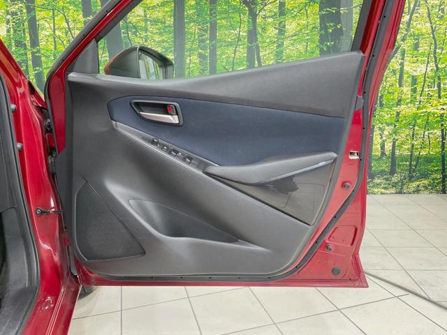 デミオ 13S マツダコネクトナビ バックカメラ スマートシティブレーキサポート 誤発進抑制 Bluetooth再生 LEDヘッドライト スマートキー オートエアコン オートライト ステアリングスイッチ(34枚目)