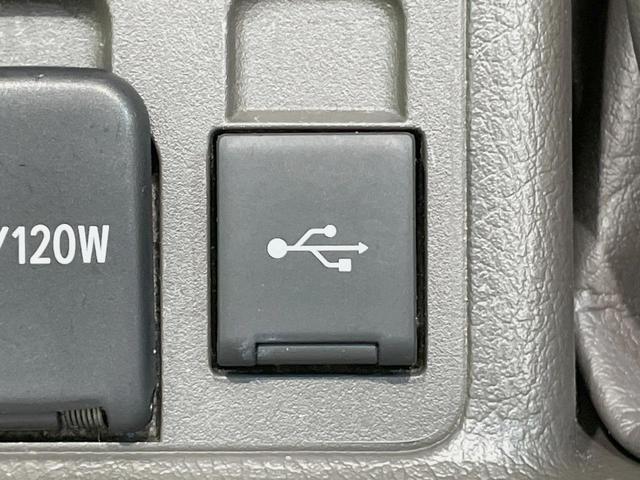 ランドクルーザープラド TX Lパッケージ ムーンルーフ モデリスタエアロ 7人乗 ベージュ内装 9インチディスプレイ 全周囲カメラ シルバールーフレール 禁煙車 セーフティセンス レーダークルーズ ブラインドスポットモニター(65枚目)