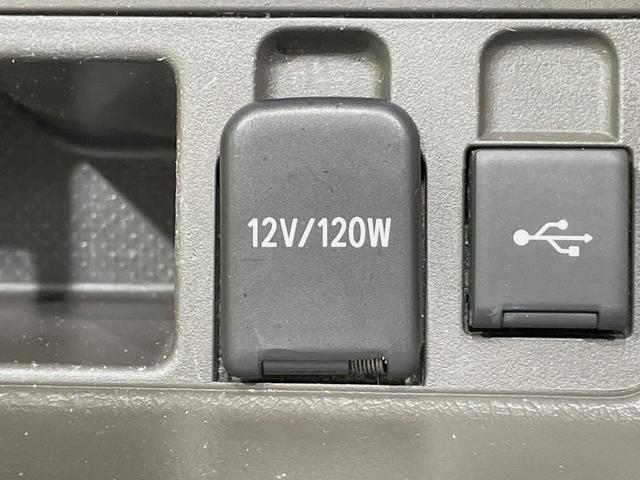 ランドクルーザープラド TX Lパッケージ ムーンルーフ モデリスタエアロ 7人乗 ベージュ内装 9インチディスプレイ 全周囲カメラ シルバールーフレール 禁煙車 セーフティセンス レーダークルーズ ブラインドスポットモニター(66枚目)