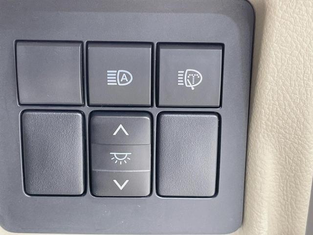 ランドクルーザープラド TX Lパッケージ ムーンルーフ モデリスタエアロ 7人乗 ベージュ内装 9インチディスプレイ 全周囲カメラ シルバールーフレール 禁煙車 セーフティセンス レーダークルーズ ブラインドスポットモニター(76枚目)