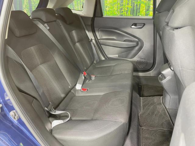 ノート Ｘ　アラウンドビューモニター　エマージェンシーブレーキ　純正ディスプレイオーディオ　コーナーセンサー　スマートキー　ＬＥＤヘッド　ＥＴＣ　車線逸脱警報　オートライト　オートエアコン　Ｂｌｕｅｔｏｏｔｈ（9枚目）