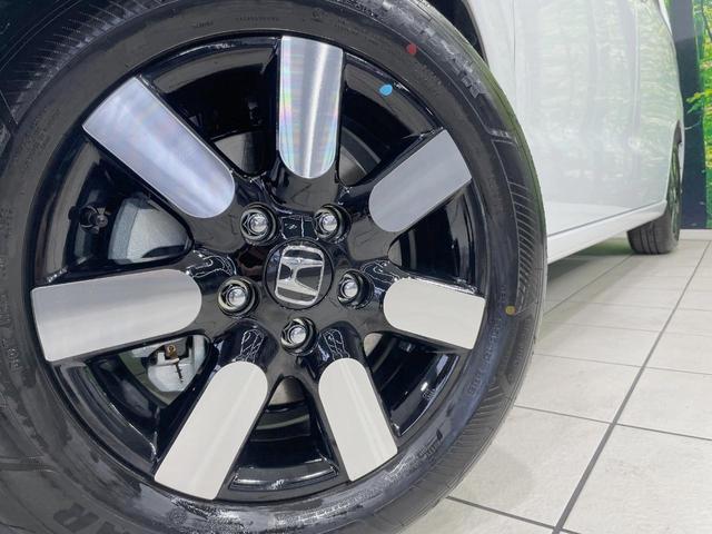 フリード エアー　ＥＸ　登録済未使用車　ホンダセンシング　アダプティブクルーズ　ブラインドスポットモニター　両側電動スライドドア　ＬＥＤヘッドライト　スマートキー　オートエアコン　革巻きステアリング　シートヒーター（13枚目）