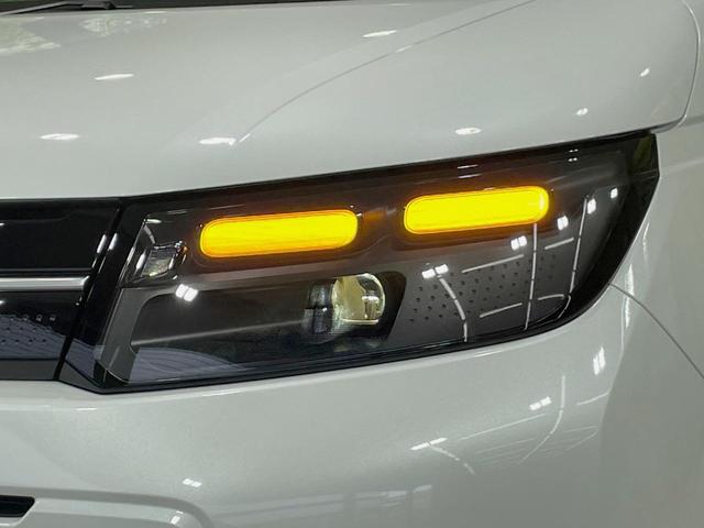 フリード エアー　ＥＸ　登録済未使用車　ホンダセンシング　アダプティブクルーズ　ブラインドスポットモニター　両側電動スライドドア　ＬＥＤヘッドライト　スマートキー　オートエアコン　革巻きステアリング　シートヒーター（29枚目）