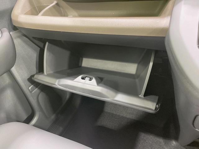 フリード エアー　ＥＸ　登録済未使用車　ホンダセンシング　アダプティブクルーズ　ブラインドスポットモニター　両側電動スライドドア　ＬＥＤヘッドライト　スマートキー　オートエアコン　革巻きステアリング　シートヒーター（47枚目）