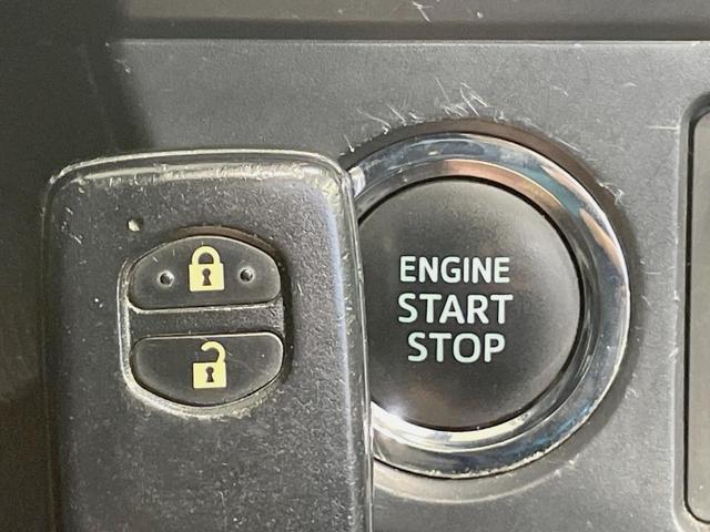 カローラフィールダー 1.5G ダブルバイビー モデリスタエアロ SDナビ セーフティセンス レーンアシスト ハイビームアシスト Bluetooth接続 ハーフレザーシート LEDヘッドライト バックカメラ スマートキー プッシュスタート(7枚目)