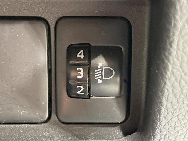 デイズルークス X Vセレクション 純正ナビ 両側電動スライドドア エマージェンシーブレーキ アラウンドビューモニター 禁煙車 LEDヘッドライト 踏み間違い防止アシスト 純正14インチアルミ スマートキー オートエアコン(60枚目)