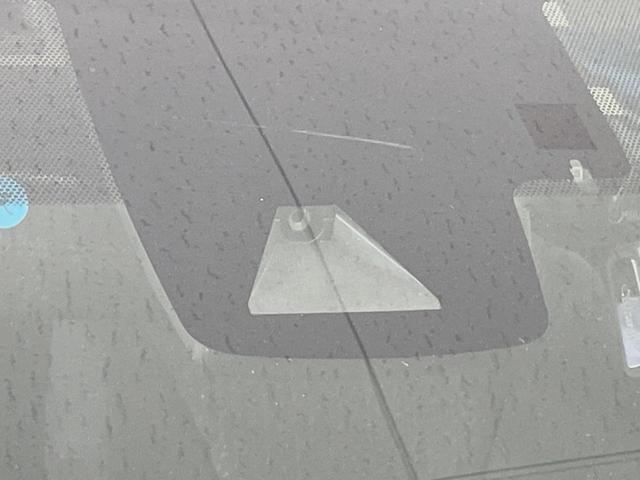 プリウス Sセーフティプラス 純正9型ナビ バックカメラ セーフティセンス レーダークルーズ 禁煙車 ドラレコ コーナーセンサー スマートキー LEDヘッド ETC オートハイビーム レーンアシスト オートライト(4枚目)