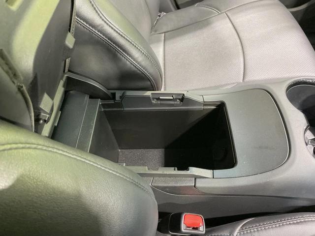 ハリアー S 純正ディスプレイオーディオ バックカメラ セーフティセンス 禁煙車 レーダークルーズ スマートキー オートエアコン LEDヘッドライト 純正17インチアルミ オートマチックハイビーム レーンアシスト(50枚目)