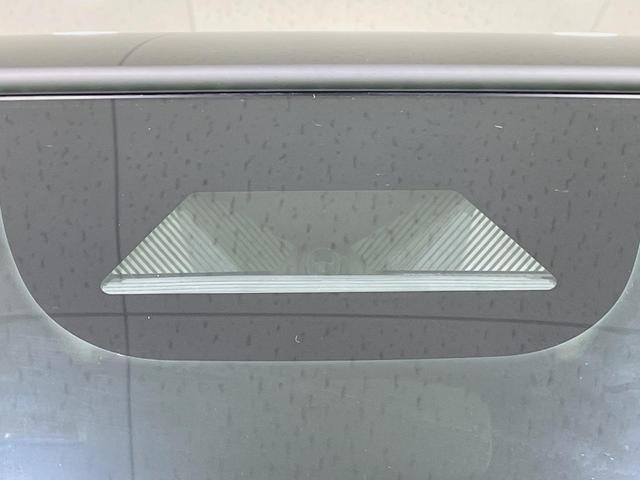 Ｎ－ＢＯＸカスタム ベースグレード　届出済未使用車　両側電動スライドドア　ホンダセンシング　アダプティブクルーズ　シートヒーター　ＬＥＤヘッドライト　スマートキー　オートライト　オートエアコン　純正１４インチアルミ　ベンチシート（4枚目）