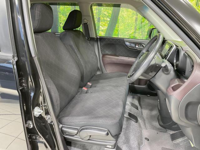 Ｎ－ＯＮＥ プレミアム・Ｌパッケージ　純正ナビ　バックカメラ　禁煙車　スマートキー　ＨＩＤヘッド　ＥＴＣ　純正１４インチアルミ　オートライト　オートエアコン　Ｂｌｕｅｔｏｏｔｈ　ＣＤ　ＤＶＤ　革巻きステアリング　盗難防止装置（8枚目）