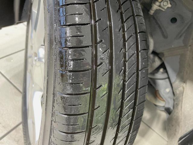 Ｎ－ＯＮＥ プレミアム・Ｌパッケージ　純正ナビ　バックカメラ　禁煙車　スマートキー　ＨＩＤヘッド　ＥＴＣ　純正１４インチアルミ　オートライト　オートエアコン　Ｂｌｕｅｔｏｏｔｈ　ＣＤ　ＤＶＤ　革巻きステアリング　盗難防止装置（32枚目）