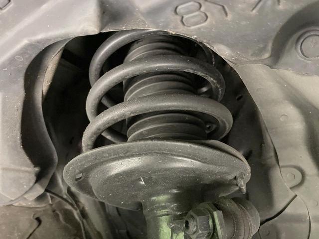 シエンタ ハイブリッドＧ　ＳＤナビ　セーフティセンス　両側電動スライドドア　バックカメラ　禁煙車　ＬＥＤヘッドライト　シートヒーター　革巻きステアリング　ステアリングスイッチ　スマートキー　オートライト　ＥＴＣ（20枚目）