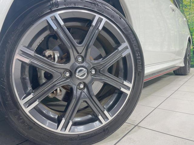 マーチ ニスモ　Ｓ　ＭＴ車　純正ナビ　バックカメラ　禁煙車　スマートキー　ＬＥＤヘッドライト　ＥＴＣ　純正１６インチアルミ　オートライト　オートエアコン　Ｂｌｕｅｔｏｏｔｈ再生　フルセグ（13枚目）