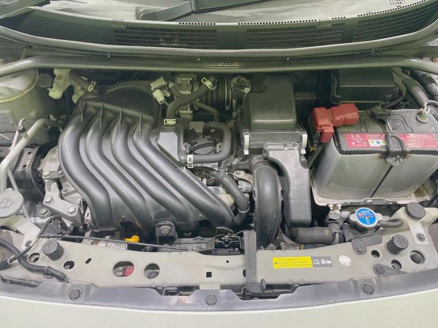 マーチ ニスモ　Ｓ　ＭＴ車　純正ナビ　バックカメラ　禁煙車　スマートキー　ＬＥＤヘッドライト　ＥＴＣ　純正１６インチアルミ　オートライト　オートエアコン　Ｂｌｕｅｔｏｏｔｈ再生　フルセグ（18枚目）