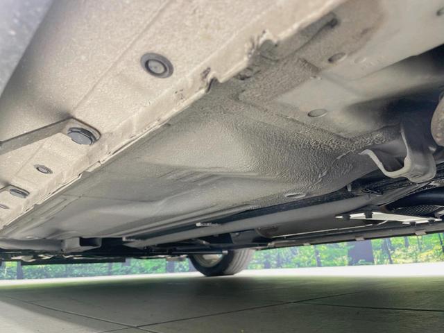 マーチ ニスモ　Ｓ　ＭＴ車　純正ナビ　バックカメラ　禁煙車　スマートキー　ＬＥＤヘッドライト　ＥＴＣ　純正１６インチアルミ　オートライト　オートエアコン　Ｂｌｕｅｔｏｏｔｈ再生　フルセグ（22枚目）