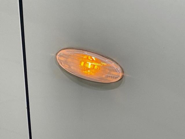 マーチ ニスモ　Ｓ　ＭＴ車　純正ナビ　バックカメラ　禁煙車　スマートキー　ＬＥＤヘッドライト　ＥＴＣ　純正１６インチアルミ　オートライト　オートエアコン　Ｂｌｕｅｔｏｏｔｈ再生　フルセグ（28枚目）