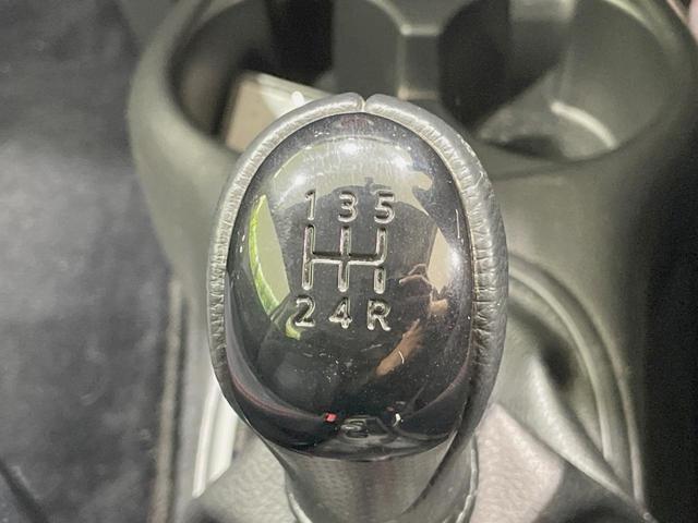 マーチ ニスモ　Ｓ　ＭＴ車　純正ナビ　バックカメラ　禁煙車　スマートキー　ＬＥＤヘッドライト　ＥＴＣ　純正１６インチアルミ　オートライト　オートエアコン　Ｂｌｕｅｔｏｏｔｈ再生　フルセグ（37枚目）