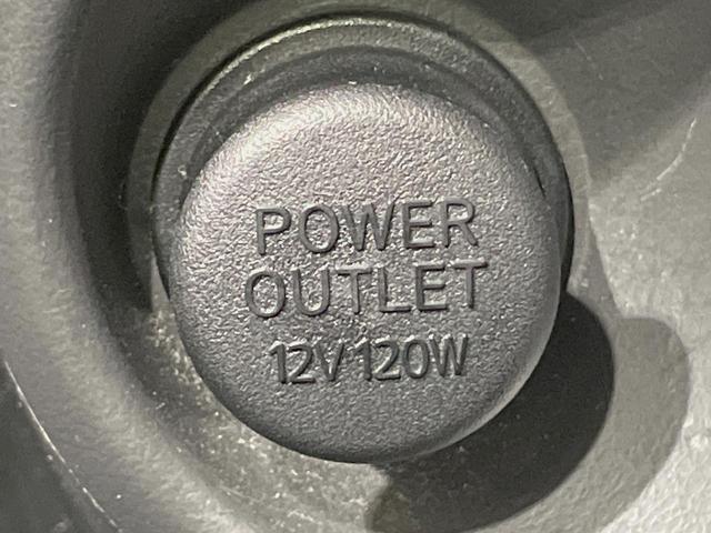 マーチ ニスモ　Ｓ　ＭＴ車　純正ナビ　バックカメラ　禁煙車　スマートキー　ＬＥＤヘッドライト　ＥＴＣ　純正１６インチアルミ　オートライト　オートエアコン　Ｂｌｕｅｔｏｏｔｈ再生　フルセグ（53枚目）