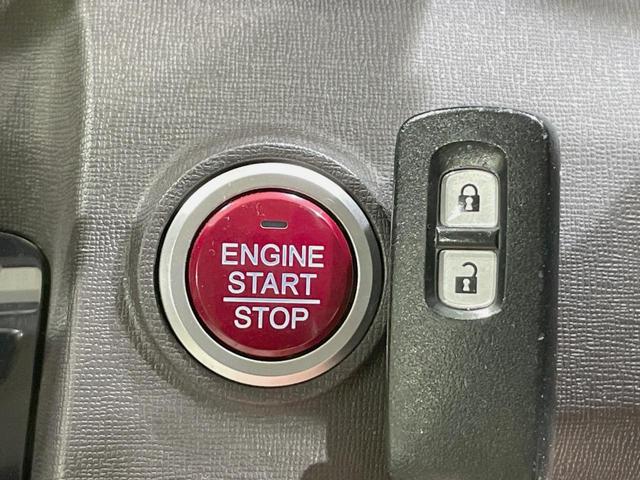 Ｎ－ＯＮＥ Ｇ　純正ナビ　禁煙車　スマートキー　ＨＩＤヘッド　ＥＴＣ　オートエアコン　ＣＤ　電動格納ミラー　アイドリングストップ　プライバシーガラス　盗難防止装置　トラクションコントロール（5枚目）