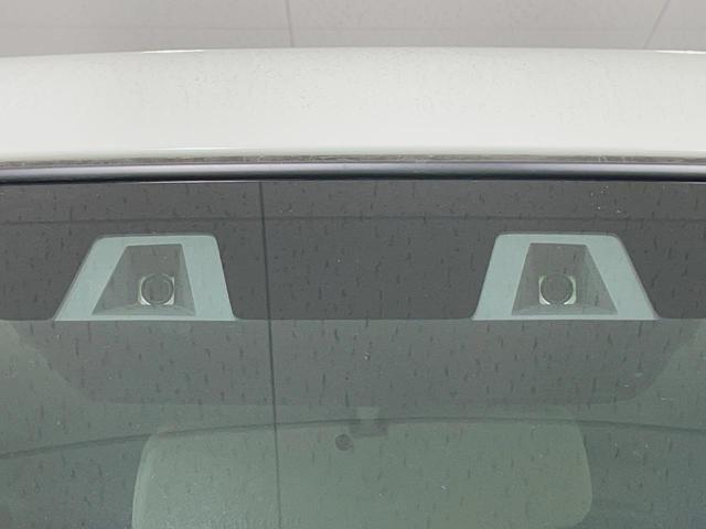 ハスラー Ｊスタイル　セーフティサポート　禁煙車　シートヒーター　スマートキー　ハイビームアシスト　ＬＥＤヘッドライト＆フォグ　ルーフレール　純正１５インチアルミホイール　革巻きステアリング　ステアリングスイッチ（5枚目）