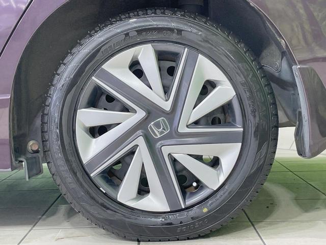 シャトル ハイブリッドＸ　純正８型ナビ　シティブレーキアクティブ　バックカメラ　禁煙車　ＬＥＤヘッドライト　クルーズコントロール　革巻きステアリング　ステアリングスイッチ　スマートキー　Ｂｌｕｅｔｏｏｔｈ再生　フルセグ（27枚目）