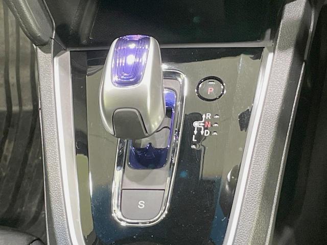 シャトル ハイブリッドＸ　純正８型ナビ　シティブレーキアクティブ　バックカメラ　禁煙車　ＬＥＤヘッドライト　クルーズコントロール　革巻きステアリング　ステアリングスイッチ　スマートキー　Ｂｌｕｅｔｏｏｔｈ再生　フルセグ（37枚目）