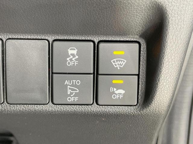 シャトル ハイブリッドＸ　純正８型ナビ　シティブレーキアクティブ　バックカメラ　禁煙車　ＬＥＤヘッドライト　クルーズコントロール　革巻きステアリング　ステアリングスイッチ　スマートキー　Ｂｌｕｅｔｏｏｔｈ再生　フルセグ（52枚目）