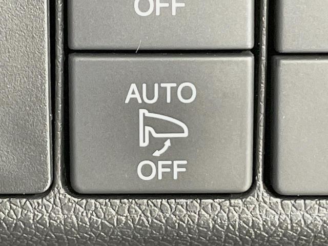 シャトル ハイブリッドＸ　純正８型ナビ　シティブレーキアクティブ　バックカメラ　禁煙車　ＬＥＤヘッドライト　クルーズコントロール　革巻きステアリング　ステアリングスイッチ　スマートキー　Ｂｌｕｅｔｏｏｔｈ再生　フルセグ（54枚目）