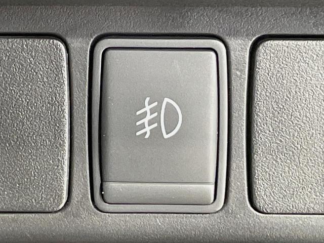 エクストレイル ２０Ｘ　９型ナビ　４ＷＤ　バックカメラ　禁煙車　ドラレコ　スマートキー　ＬＥＤヘッド　シートヒーター　純正１７インチアルミ　オートライト　デュアルエアコン　Ｂｌｕｅｔｏｏｔｈ　盗難防止装置（51枚目）