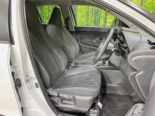 ヤリスクロス Ｘ　ＳＤナビ　バックカメラ　セーフティセンス　禁煙車　ドラレコ　レーダークルーズコントロール　コーナーセンサー　スマートキー　レーンアシスト　ＥＴＣ　オートライト　Ｂｌｕｅｔｏｏｔｈ　盗難防止装置（8枚目）