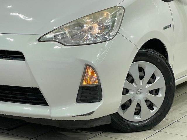 アクア Ｓ　禁煙車　スマートキー　ＥＴＣ　オートライト　オートエアコン　電動格納ミラー　プライバシーガラス　盗難防止装置　トラクションコントロール（12枚目）