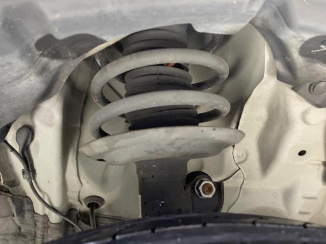 アクア Ｓ　禁煙車　スマートキー　ＥＴＣ　オートライト　オートエアコン　電動格納ミラー　プライバシーガラス　盗難防止装置　トラクションコントロール（20枚目）