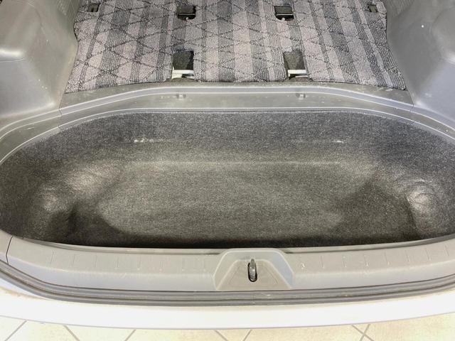 ノア Ｘ　禁煙車　ＥＴＣ　オートエアコン　キーレスエントリー　盗難防止装置　ドアバイザー　プライバシーガラス　電動格納ミラー（35枚目）