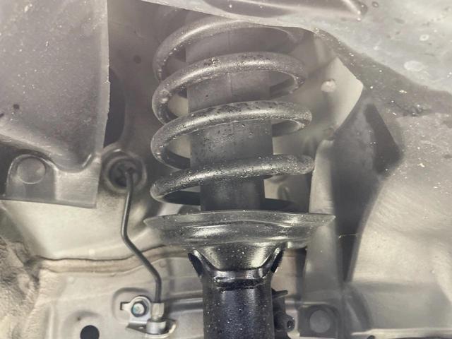 Ｎ－ＢＯＸ Ｇ・Ｌパッケージ　純正ナビ　電動スライドドア　バックカメラ　禁煙車　スマートキー　ＥＴＣ　オートエアコン　ＣＤ　ＤＶＤ　ステアリングスイッチ　電動格納ミラー　盗難防止装置　プライバシーガラス（20枚目）