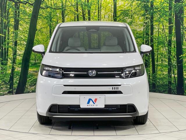 フリード エアー　登録済未使用車　純正８型ディスプレイ　バックカメラ　両側電動スライドドア　ホンダセンシング　アダプティブクルーズ　ＬＥＤヘッドライト　Ｂｌｕｅｔｏｏｔｈ再生　スマートキー　オートエアコン（14枚目）