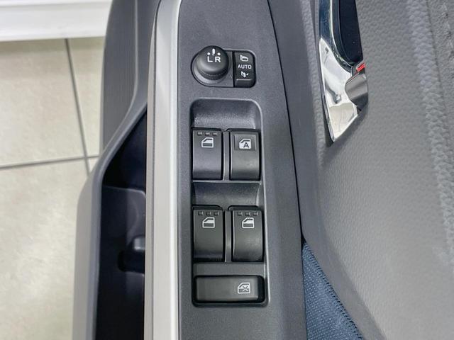 ルーミー カスタムＧ　純正９型ディスプレイ　パノラミックビューモニター　禁煙車　スマートアシスト　両側電動スライドドア　アダプティブクルーズ　シートヒーター　ＬＥＤヘッドライト　スマートキー　オートエアコン（50枚目）