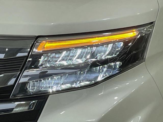 ルーミー カスタムＧ－Ｔ　ターボ　９型ＳＤナビ　両側電動スライドドア　スマートアシストＩＩＩ　アダプティブクルーズ　Ｂｌｕｅｔｏｏｔｈ接続　コーナーセンサー　レーンアシスト　ドライブレコーダー　ＬＥＤヘッドライト　純正１５ＡＷ（29枚目）