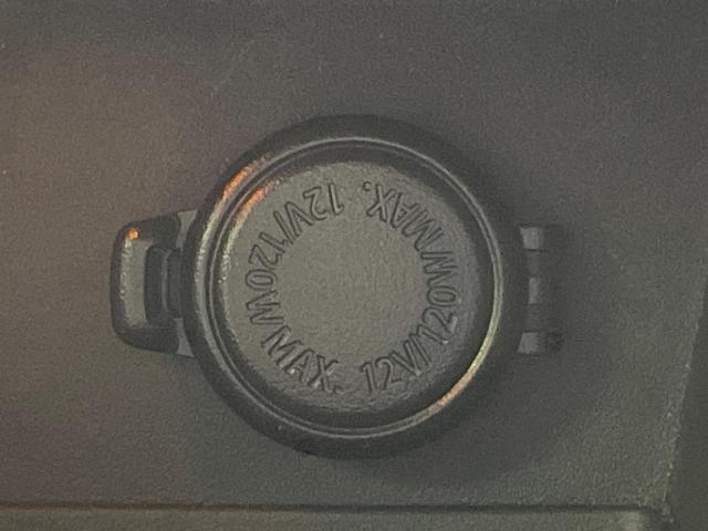 ＸＶ １．６ｉ　アイサイト　４ＷＤ　純正ナビ　アダプティブクルーズ　バックカメラ　Ｂｌｕｅｔｏｏｔｈ接続　ＬＥＤヘッドライト　地デジＴＶ　アイドリングストップ　純正１７インチアルミ　キーレスエントリー（51枚目）