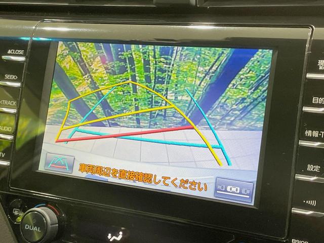 カムリ ＷＳレザーパッケージ　禁煙車　ツートンカラー　メーカーナビ　本革シート　セーフティセンス　ブラインドスポットモニター　バックカメラ　シートヒーター　パワーシート　シートヒーター　純正１８インチアルミ　ＥＴＣ（5枚目）