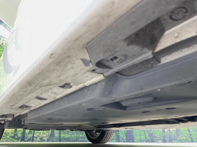 カムリ ＷＳレザーパッケージ　禁煙車　ツートンカラー　メーカーナビ　本革シート　セーフティセンス　ブラインドスポットモニター　バックカメラ　シートヒーター　パワーシート　シートヒーター　純正１８インチアルミ　ＥＴＣ（22枚目）