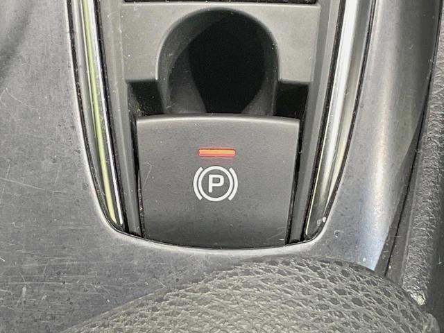 カムリ ＷＳレザーパッケージ　禁煙車　ツートンカラー　メーカーナビ　本革シート　セーフティセンス　ブラインドスポットモニター　バックカメラ　シートヒーター　パワーシート　シートヒーター　純正１８インチアルミ　ＥＴＣ（45枚目）