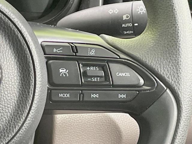 ヤリス G ナビ機能付き8型ディスプレイ セーフティセンス バックカメラ レーダークルーズ 禁煙車 シートヒーター スマートキー オートマチックハイビーム オートエアコン ETC Bluetooth再生(53枚目)