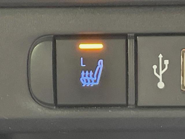 ヤリス G ナビ機能付き8型ディスプレイ セーフティセンス バックカメラ レーダークルーズ 禁煙車 シートヒーター スマートキー オートマチックハイビーム オートエアコン ETC Bluetooth再生(55枚目)