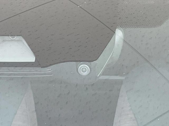 ヤリス G ナビ機能付き8型ディスプレイ セーフティセンス バックカメラ レーダークルーズ 禁煙車 シートヒーター スマートキー オートマチックハイビーム オートエアコン ETC Bluetooth再生(57枚目)