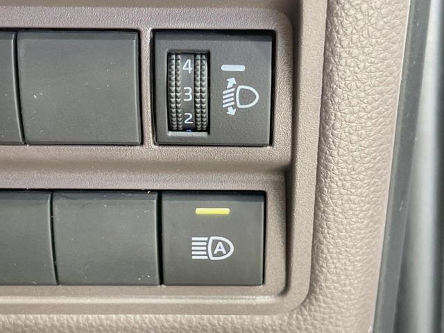 ヤリス G ナビ機能付き8型ディスプレイ セーフティセンス バックカメラ レーダークルーズ 禁煙車 シートヒーター スマートキー オートマチックハイビーム オートエアコン ETC Bluetooth再生(60枚目)