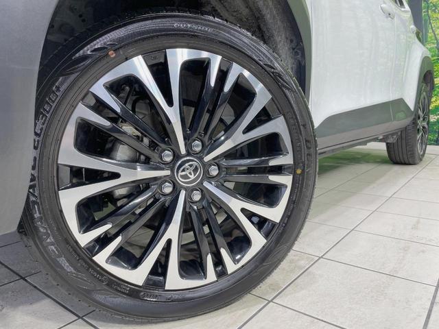 ヤリスクロス ハイブリッドＺ　ＭＣ後　ナビ機能付きディスプレイオーディオ　全周囲カメラ　セーフティセンス　レーダークルーズ　ＨＤＭＩ端子　パワーシート　ブラインドスポットモニター　ステアリングヒーター　Ｂｌｕｅｔｏｏｔｈ接続（13枚目）