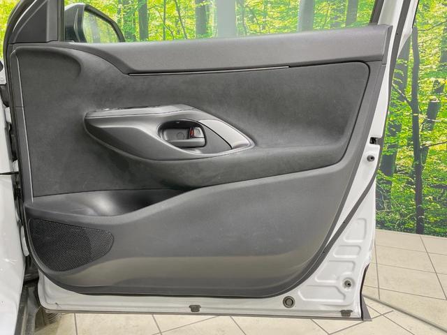 ヤリスクロス ハイブリッドＺ　ＭＣ後　ナビ機能付きディスプレイオーディオ　全周囲カメラ　セーフティセンス　レーダークルーズ　ＨＤＭＩ端子　パワーシート　ブラインドスポットモニター　ステアリングヒーター　Ｂｌｕｅｔｏｏｔｈ接続（38枚目）