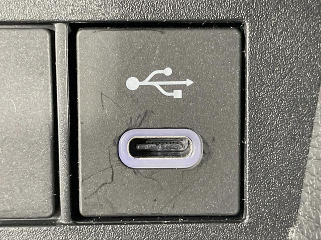 ヤリスクロス ハイブリッドＺ　ＭＣ後　ナビ機能付きディスプレイオーディオ　全周囲カメラ　セーフティセンス　レーダークルーズ　ＨＤＭＩ端子　パワーシート　ブラインドスポットモニター　ステアリングヒーター　Ｂｌｕｅｔｏｏｔｈ接続（53枚目）